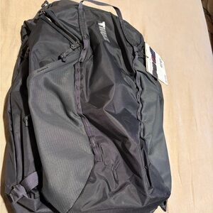 Thule Black Men's Duffel Travel Bag with Multiple Pockets